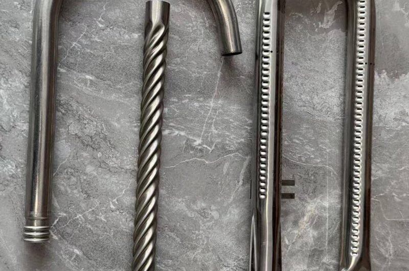 SS flange connector