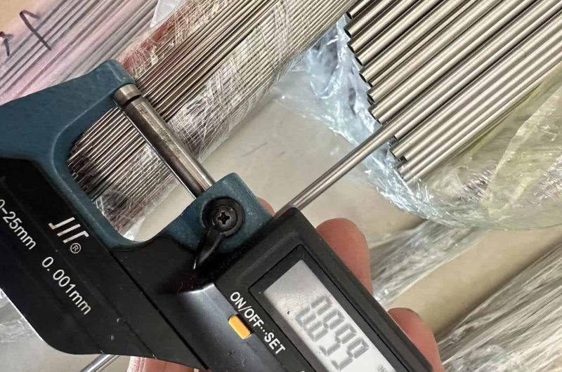 visual and dimensional check on SS pipe