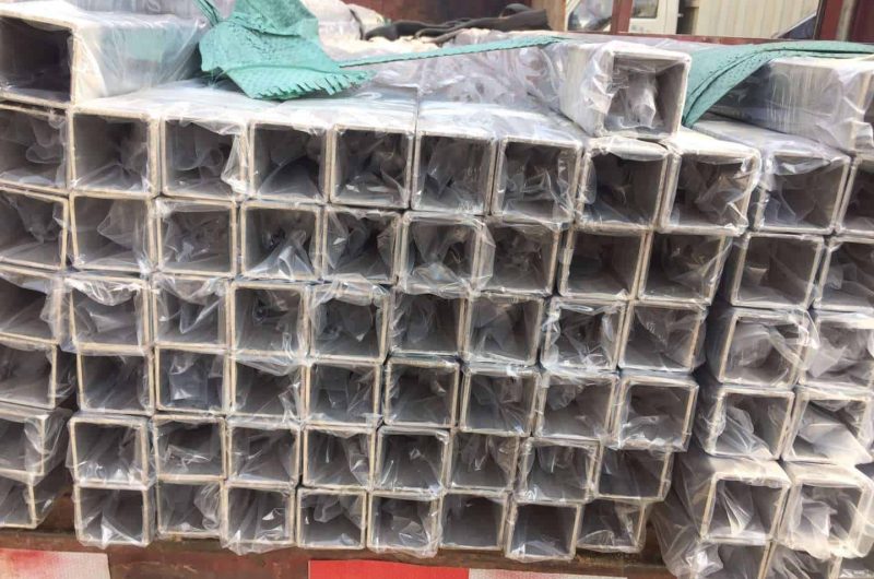 loading stainless pipe for international clients