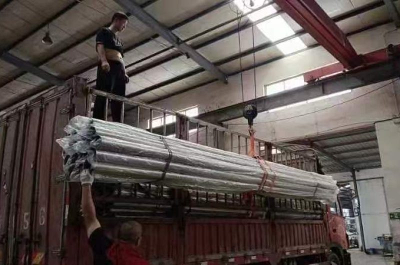 container loading of welded stainless tubes