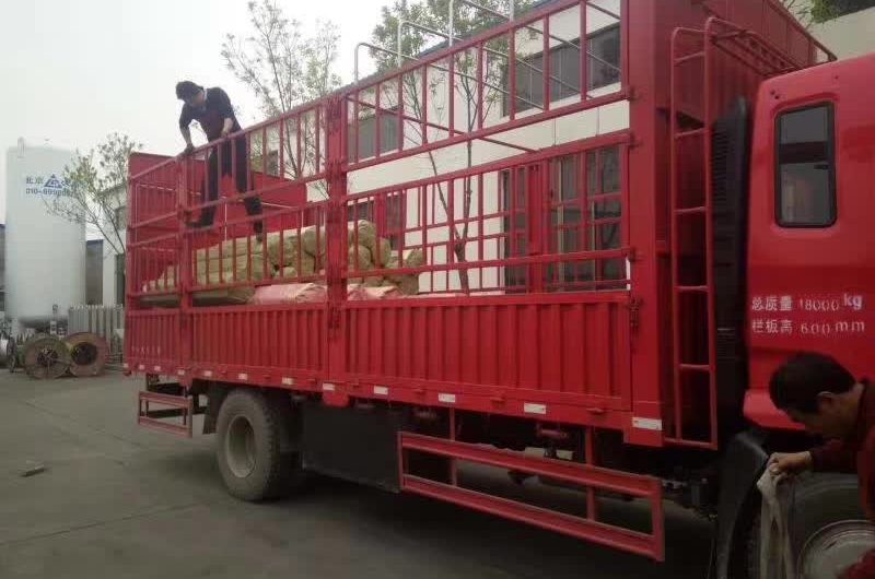 containerized shipping of steel tubes
