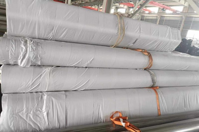 pipe packaging with VCI film