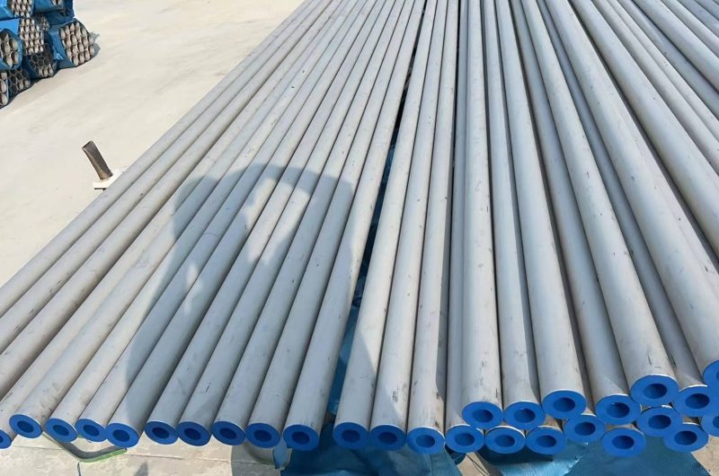 seamless round tube for pipelines