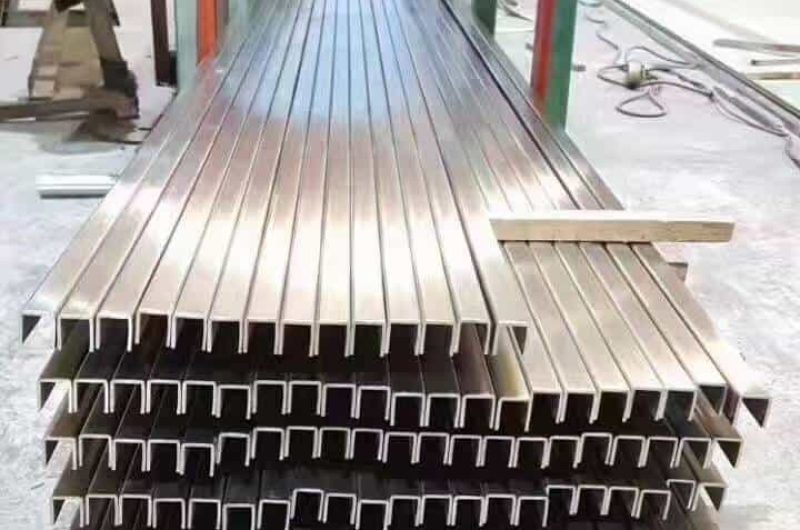SS pipe for non-round pipe fittings