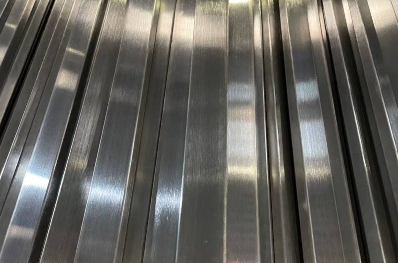 hollow square metal tube