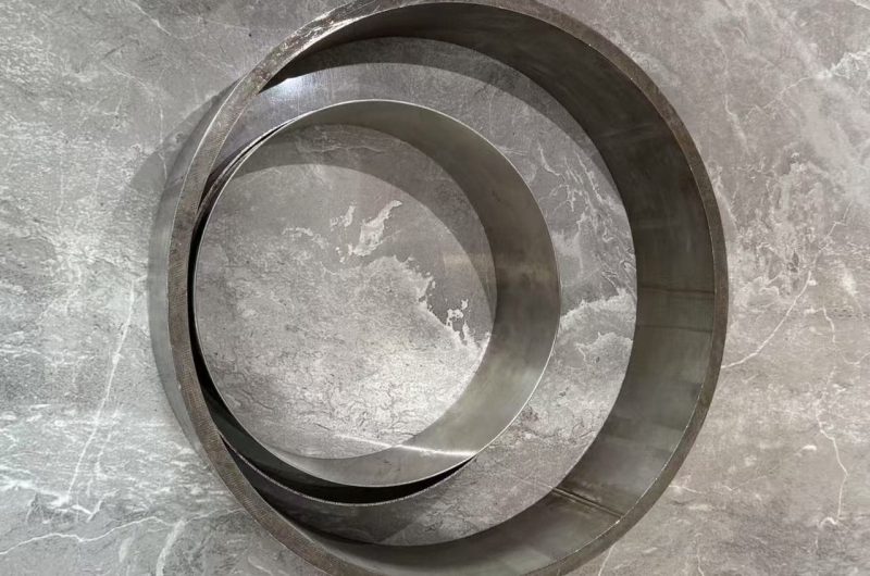 SS tube with increased wall thickness
